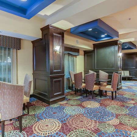 Holiday Inn Express Hotel & Suites Huntsville By Ihg Eksteriør billede