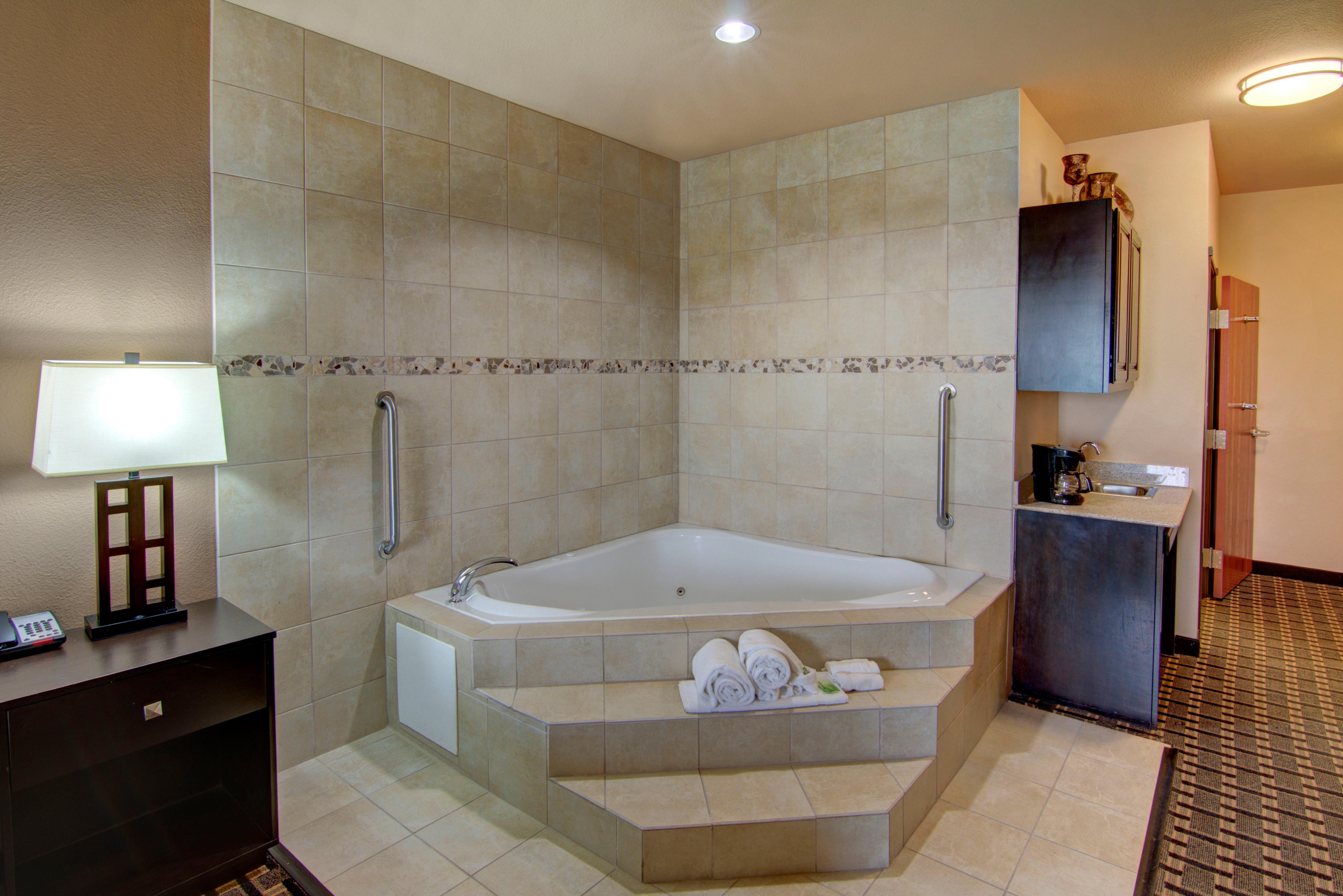 Holiday Inn Express Hotel & Suites Huntsville By Ihg Eksteriør billede