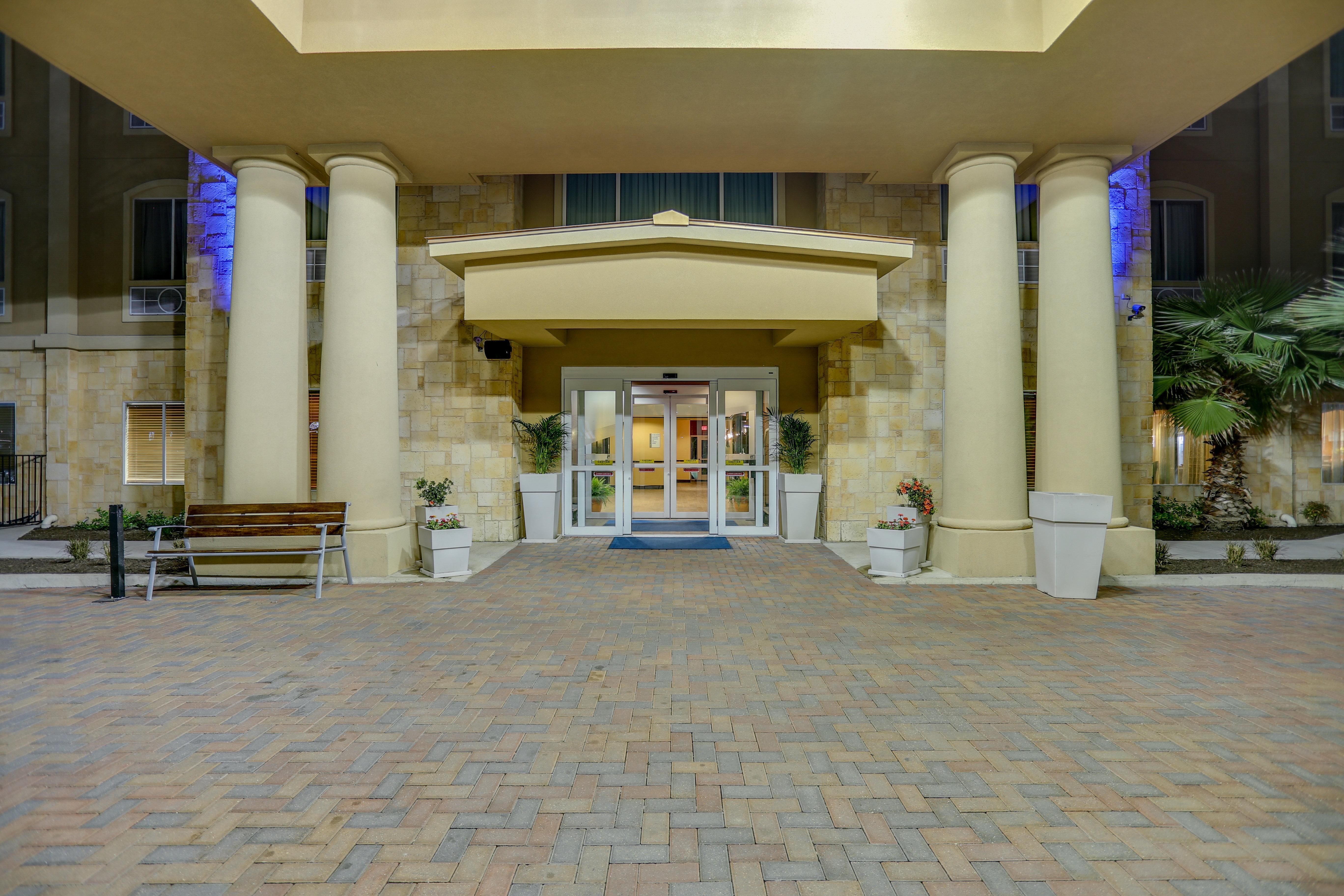 Holiday Inn Express Hotel & Suites Huntsville By Ihg Eksteriør billede