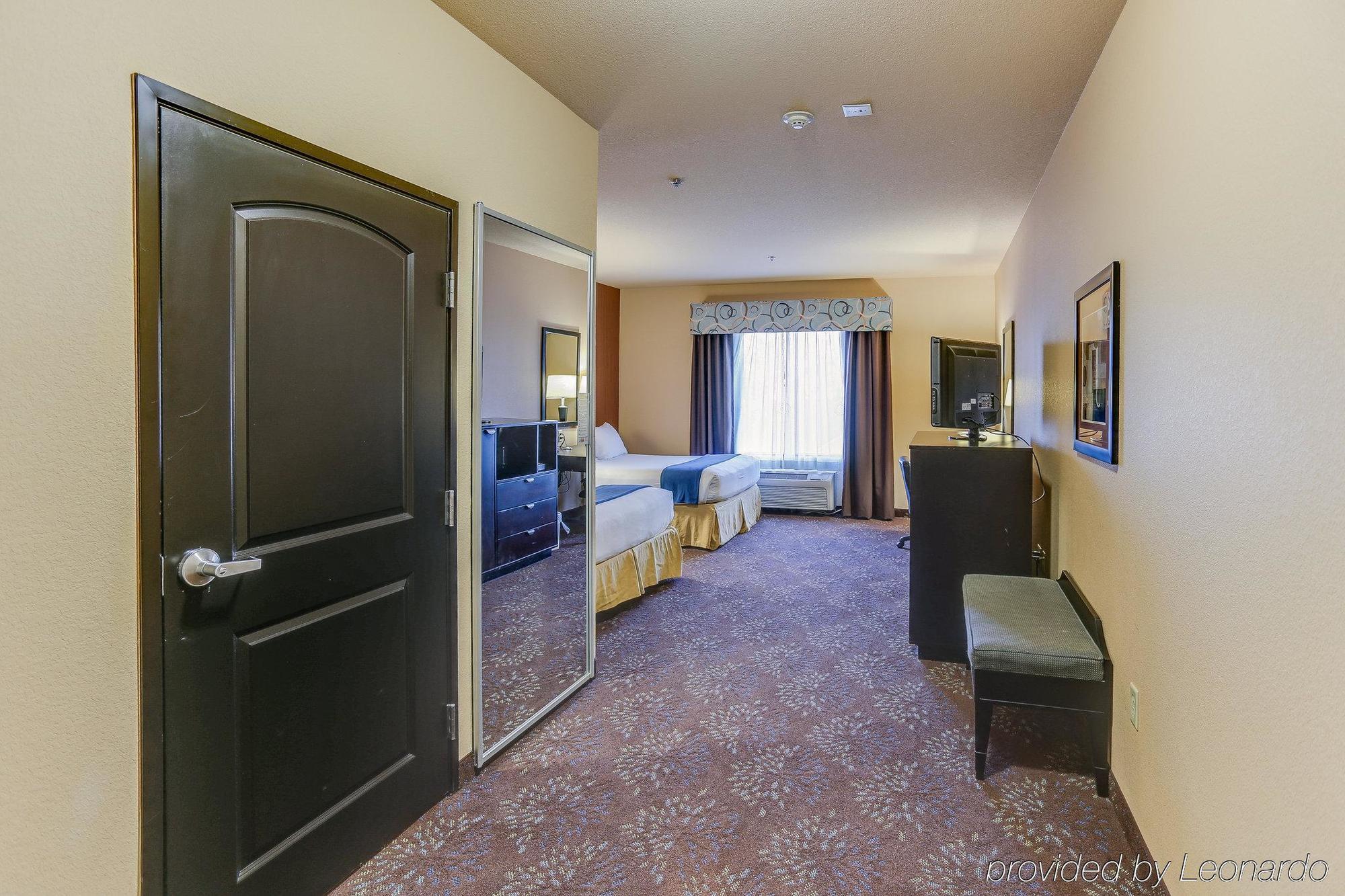 Holiday Inn Express Hotel & Suites Huntsville By Ihg Eksteriør billede