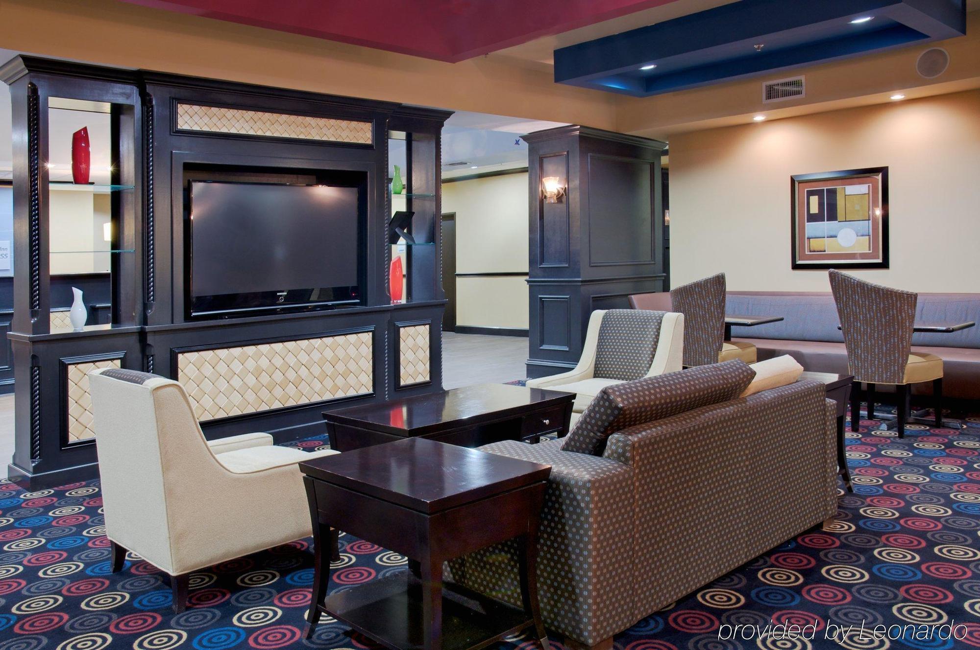 Holiday Inn Express Hotel & Suites Huntsville By Ihg Eksteriør billede