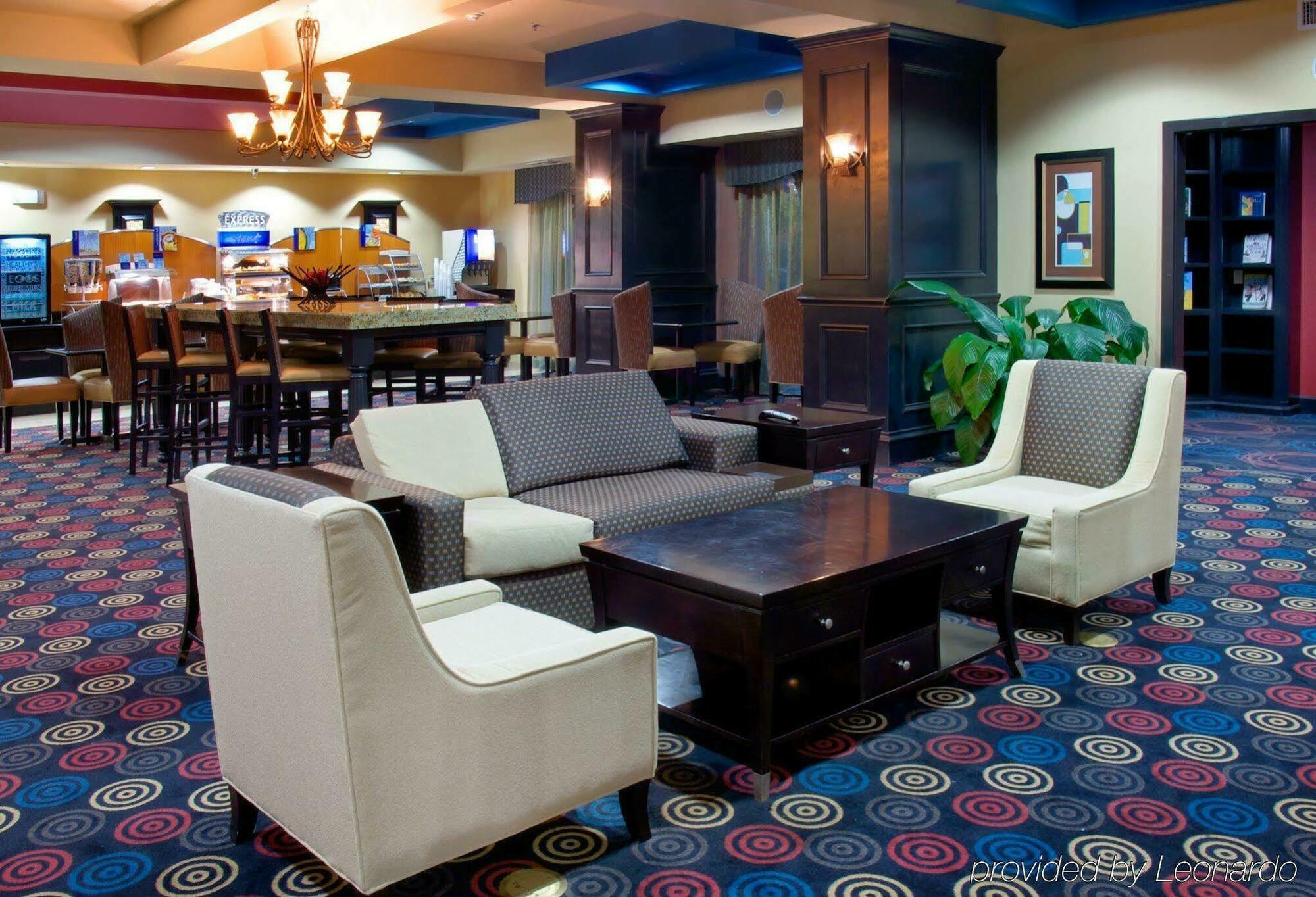 Holiday Inn Express Hotel & Suites Huntsville By Ihg Eksteriør billede