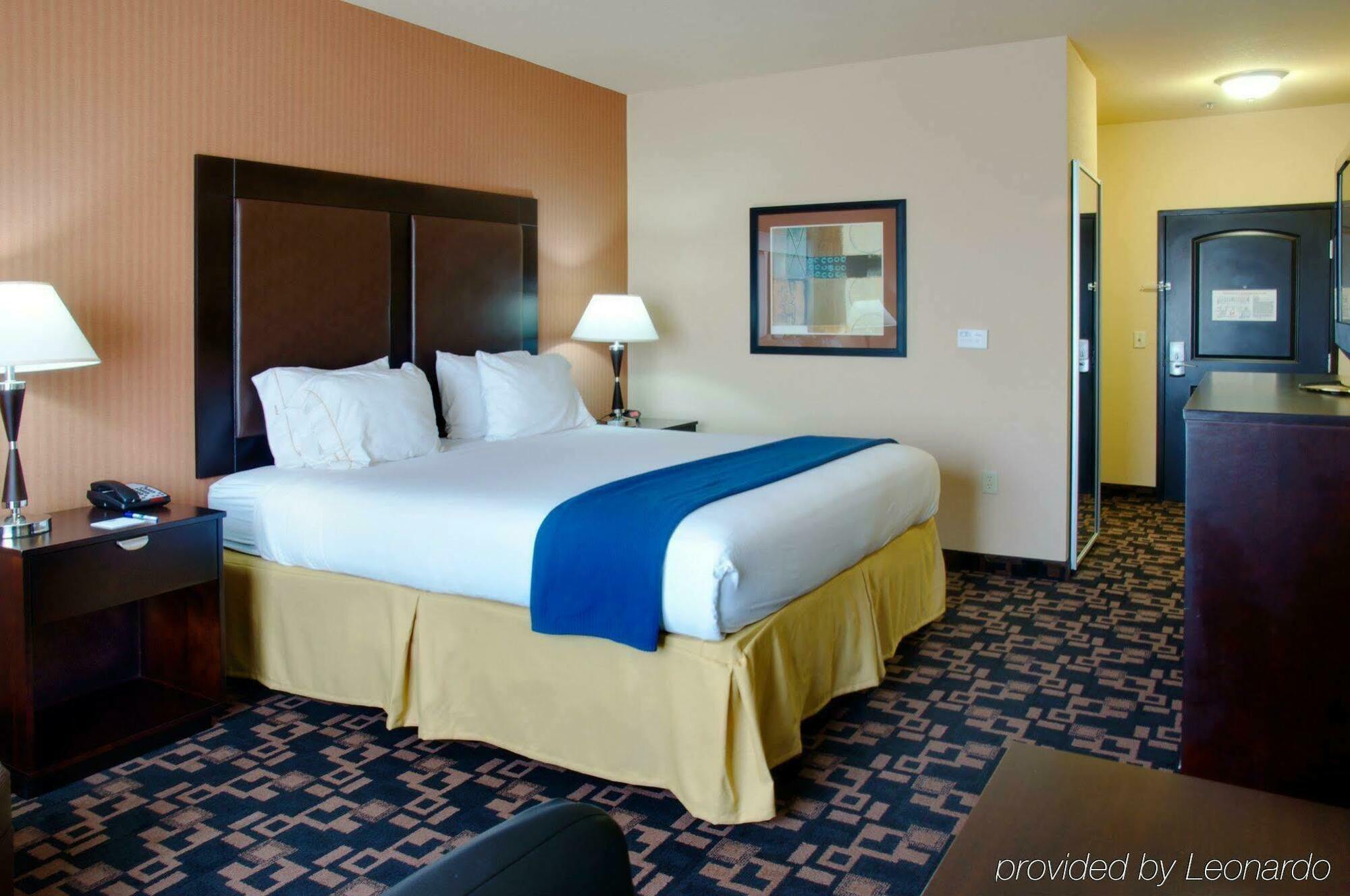 Holiday Inn Express Hotel & Suites Huntsville By Ihg Værelse billede